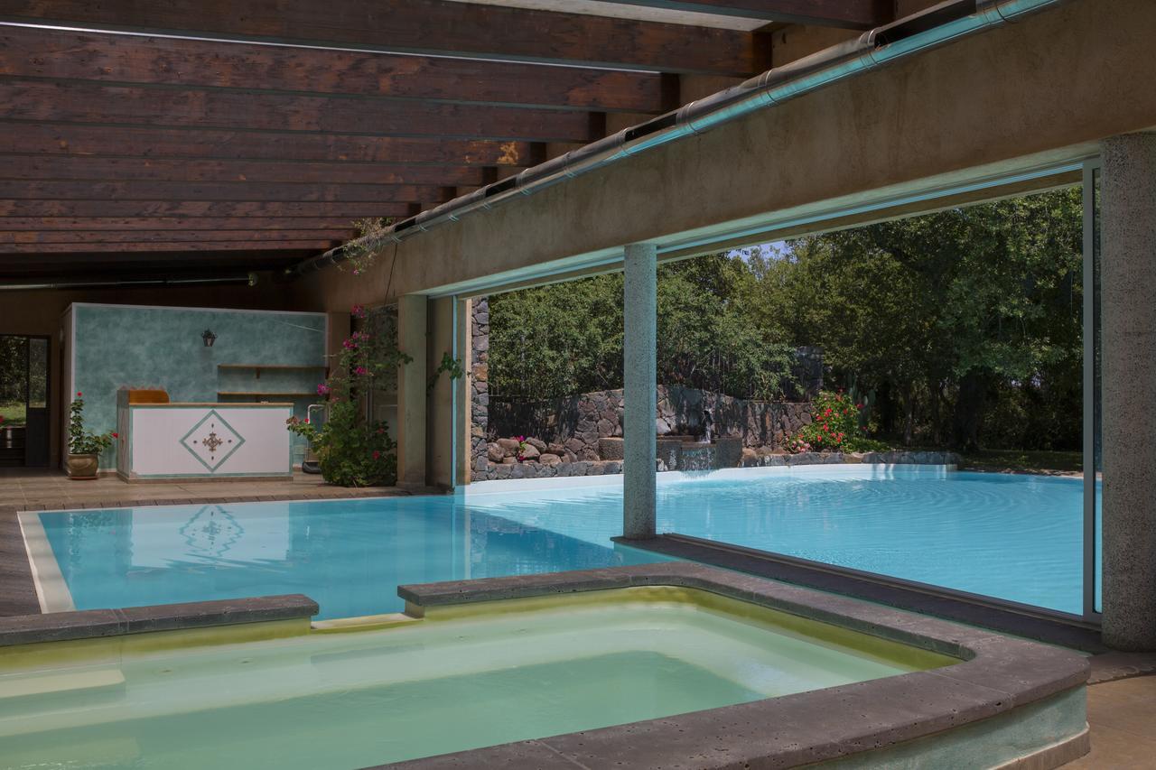 Country Mandra Edera Hotel 4*